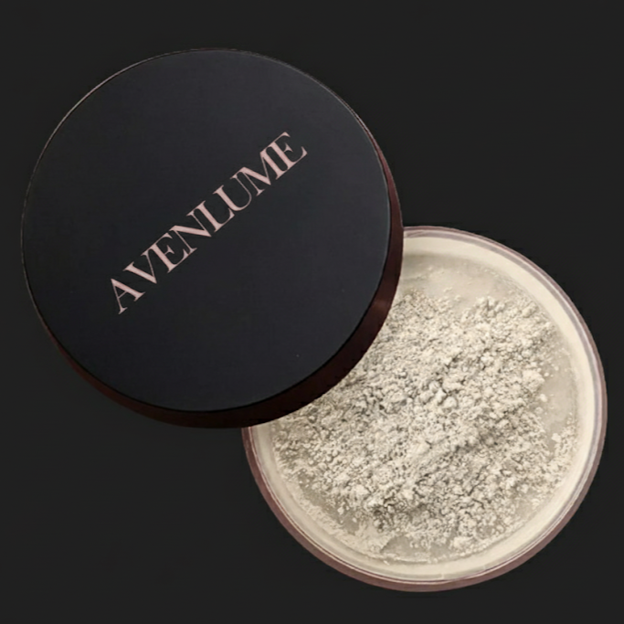 Blurring Setting Powder By Avenlume